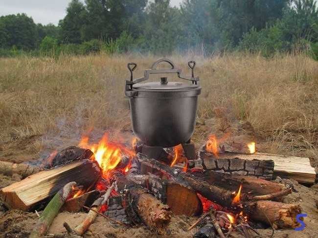 Kociołek Żeliwny Garnek 5L Myśliwski;