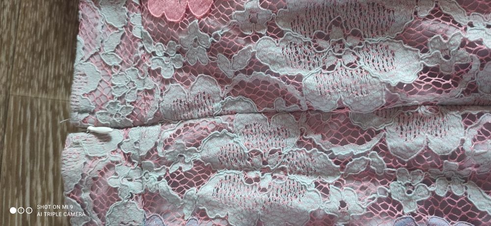 Продам фірмову спідничку