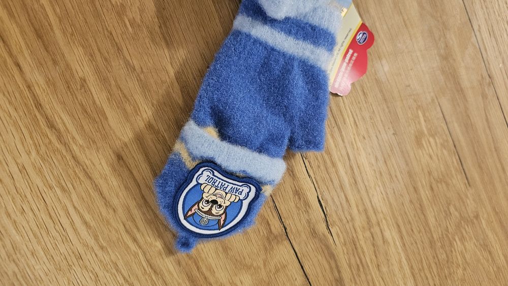 Nowe rękawiczki Psi Patrol - Chase