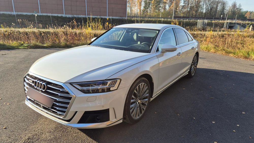 Audi A8 Audi A8 55TFSI, mały przebieg, bezwypadkowy, oryginalny lakier, serwis