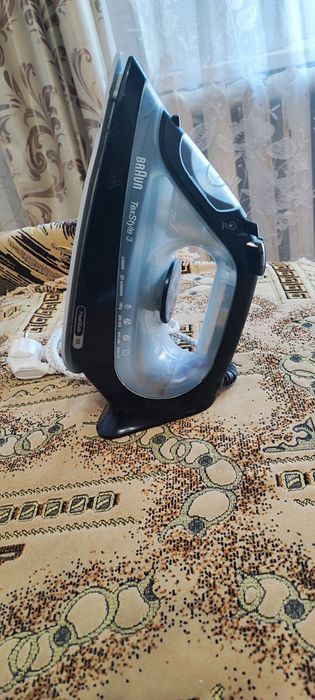 Новый утюг Braun tekstile 3