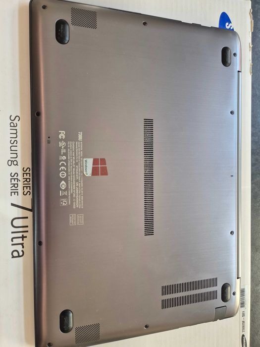 Laptop Ultrabook Samsung NP730U3E 13,3" Intel i5 10GB RAM 250GB SSD