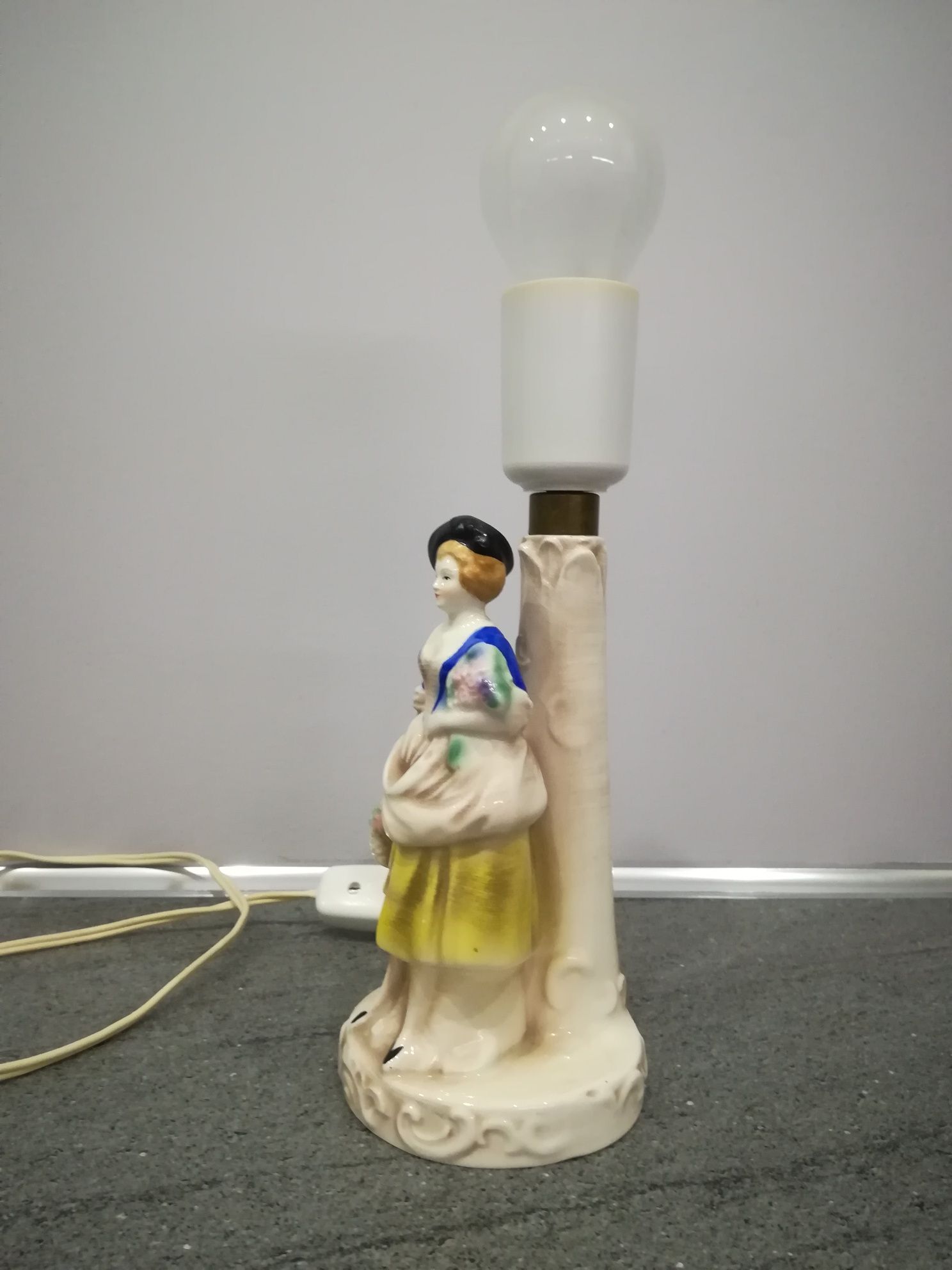 Hummel Goebel stara lampka stołowa, nocna, lata 50 XX wieku.