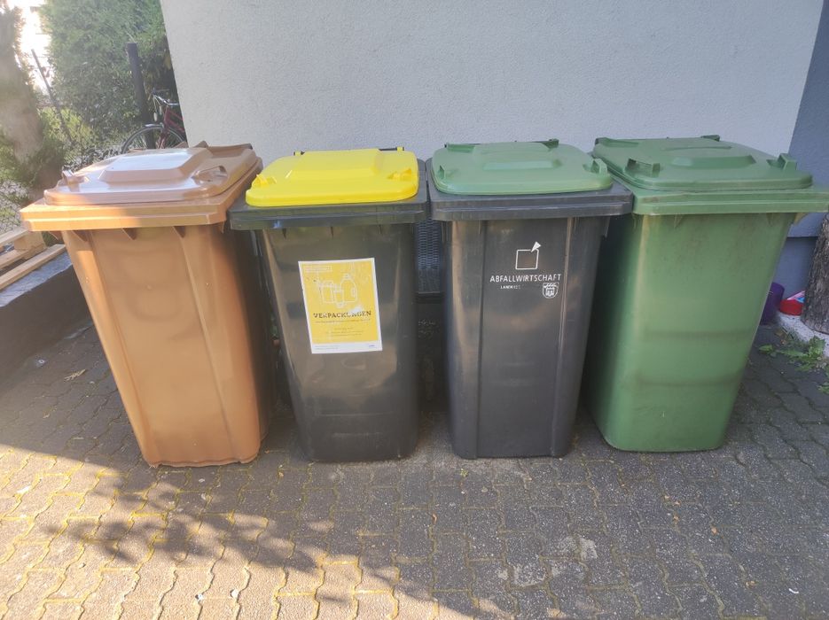Kosz śmieci kontener  240L 180L 140L 120L 360L PN-EN 840 Dostawa