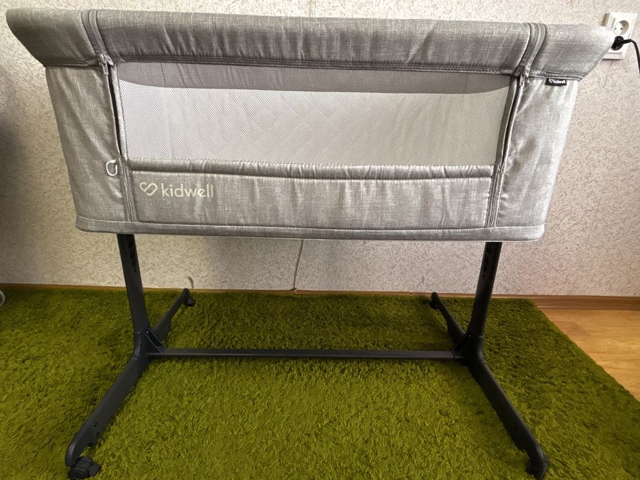 Приставне ліжечко kidwell