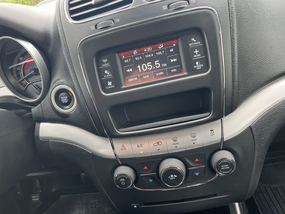 Dodge Journey 2,4 мінімальну пошкодження, відмінний стан