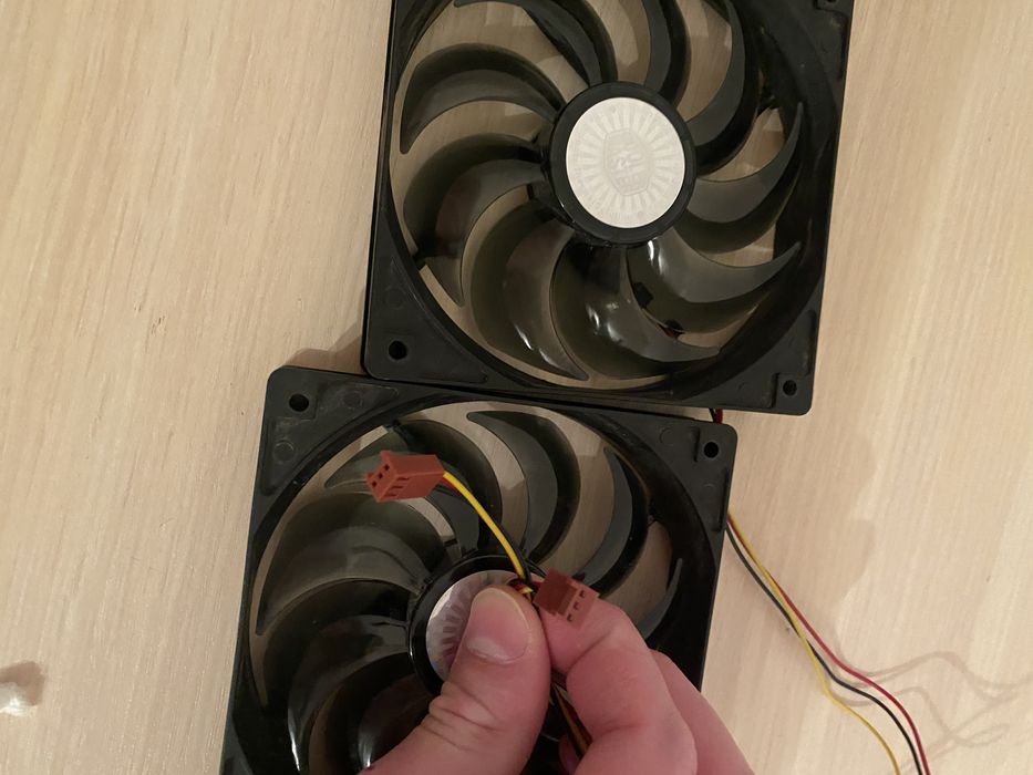 Кулери Coolmaster для корпусу