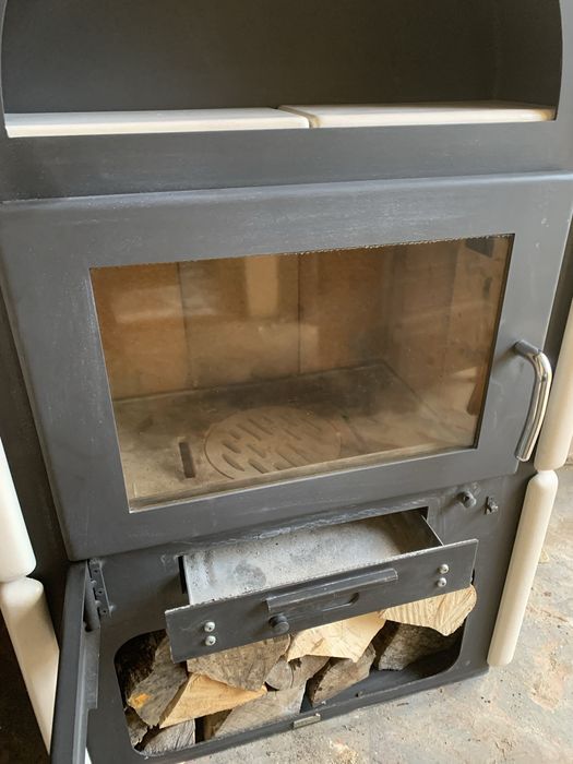 Piecyk kaflowy wolnostojacy