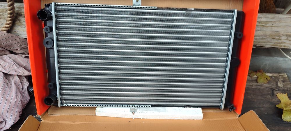 Радиатор охлаждения ваз 2110,2112...