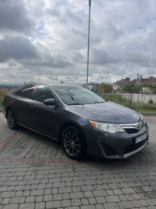 Toyota camry 2.5 2014