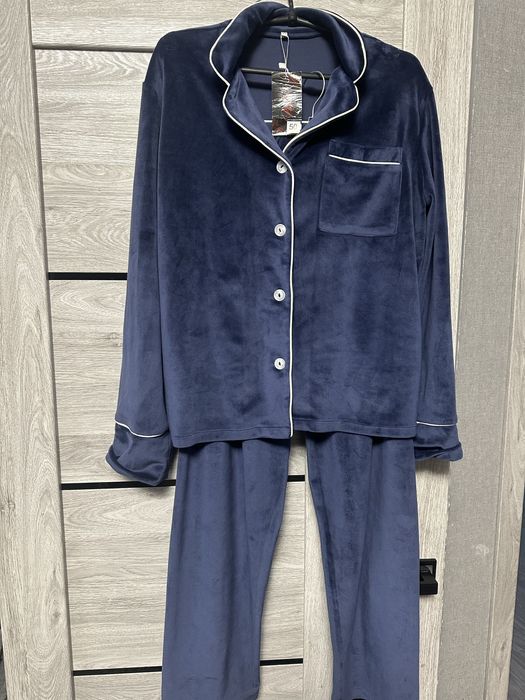 Домашній одяг. Королівський велюр