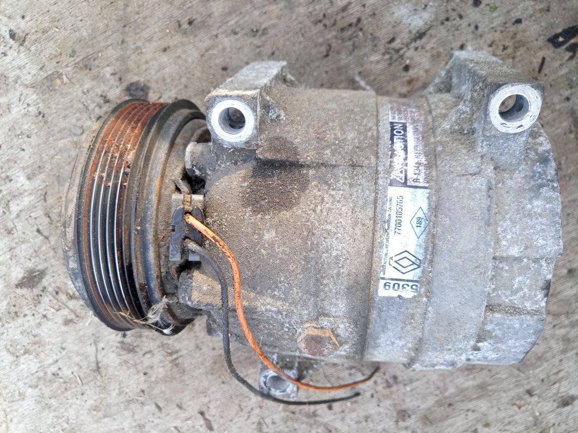 Alternator rozrusznik pompa wspomagania Renault RX4