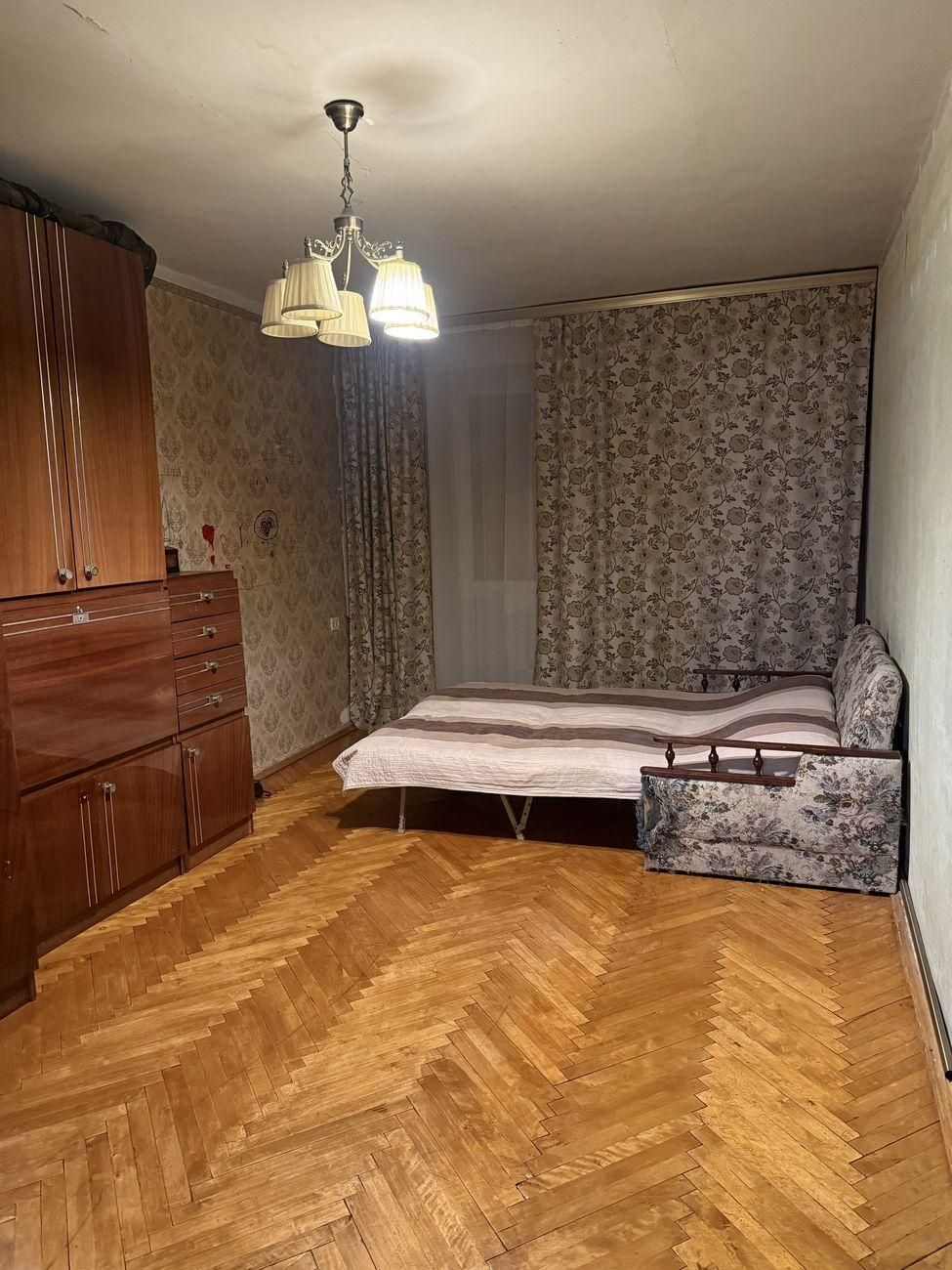 Продам 3кім. квартиру, вул.Марії Лагунової,Центр,м.Бровари SL