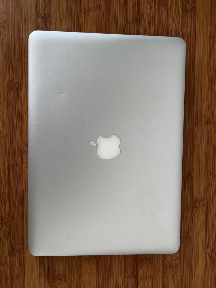 Macbook Pro 13 Core2Duo 4Gb 250HDD Mid 2010