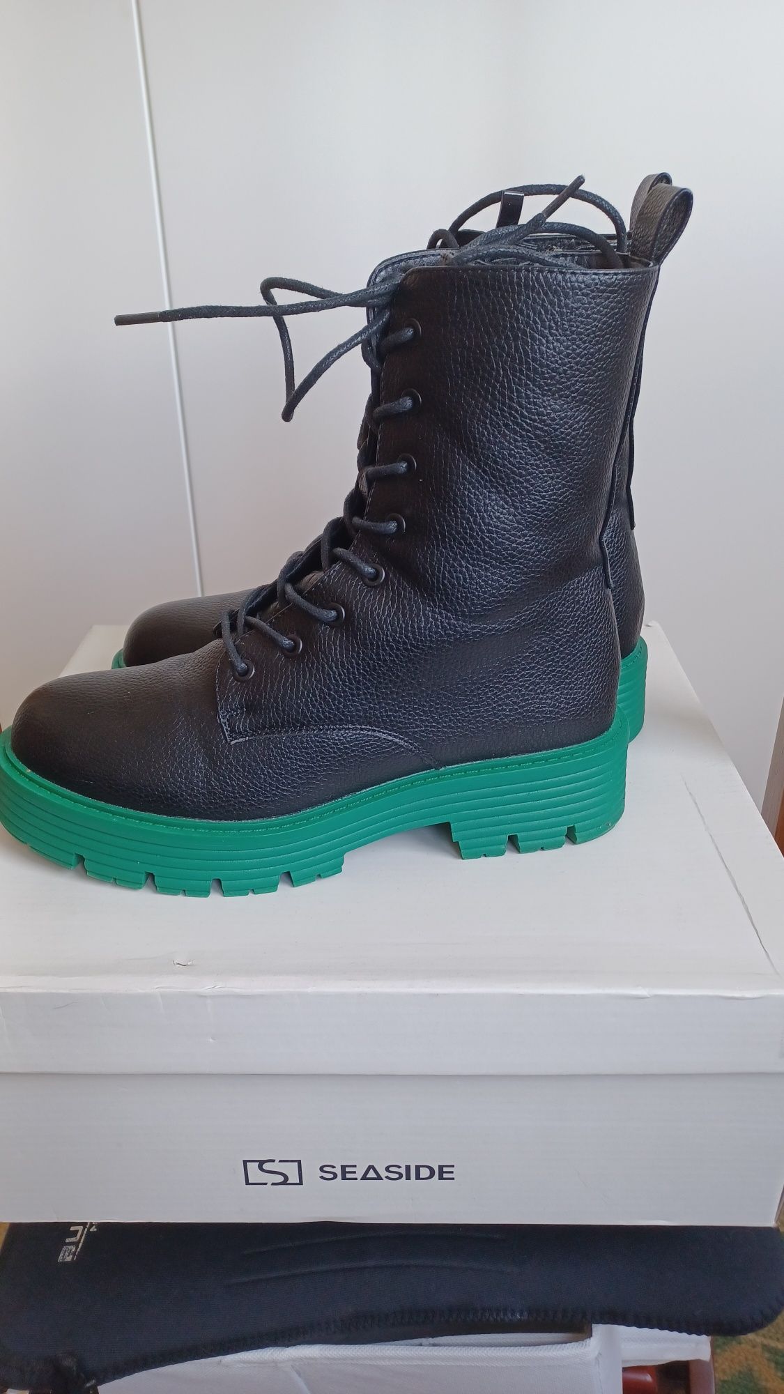 Botins Seaside em preto