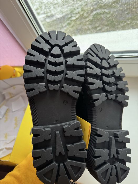 Ботинки, чоботи Tutubi