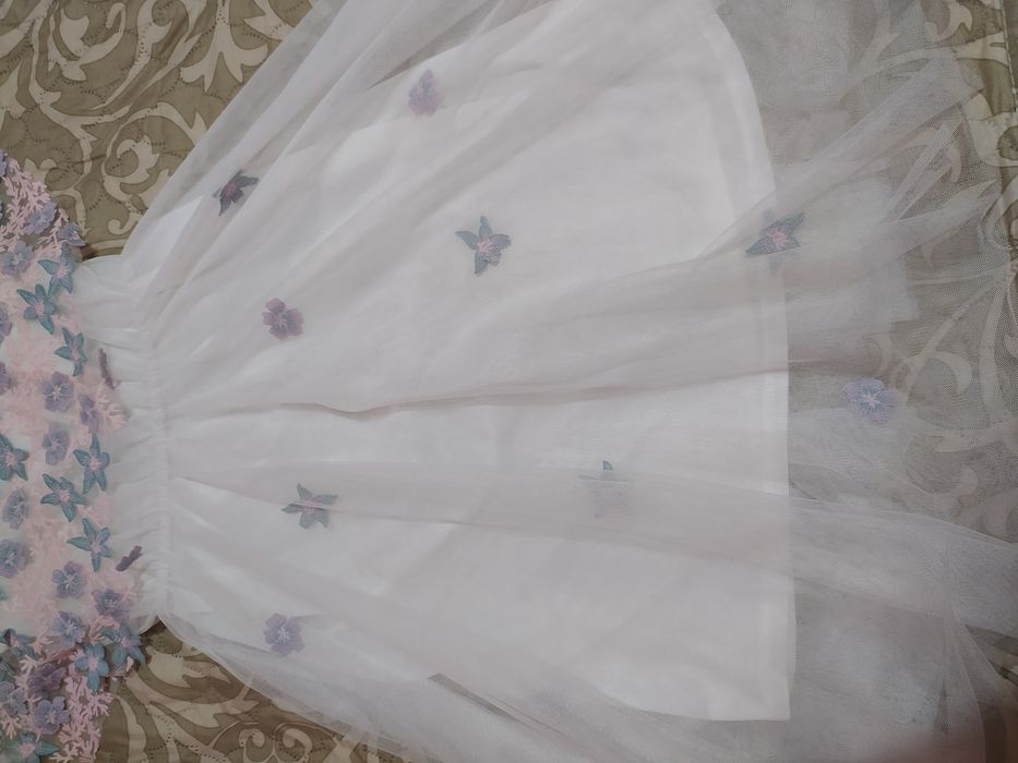 Продам плаття розміром xs-s