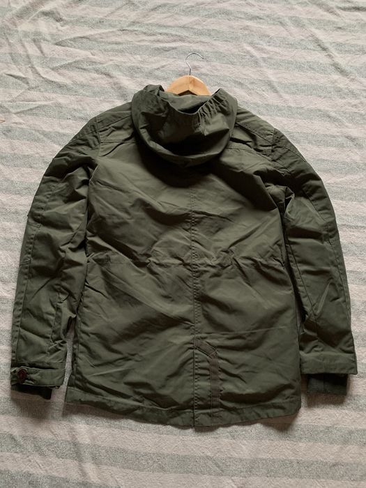 Kurtka na zimę w kolorze brudnej zieleni