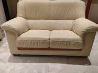 Conjunto 2 sofás (2 e 3 lugares) em bom estado