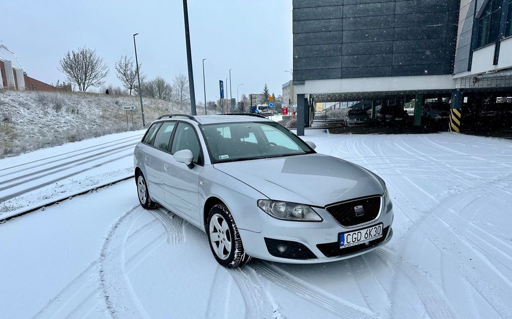 Seat Exeo Seat Exeo 2012 LIFT Kombi 1.8 BENZYNA160KM Full Wersja LED NAVI