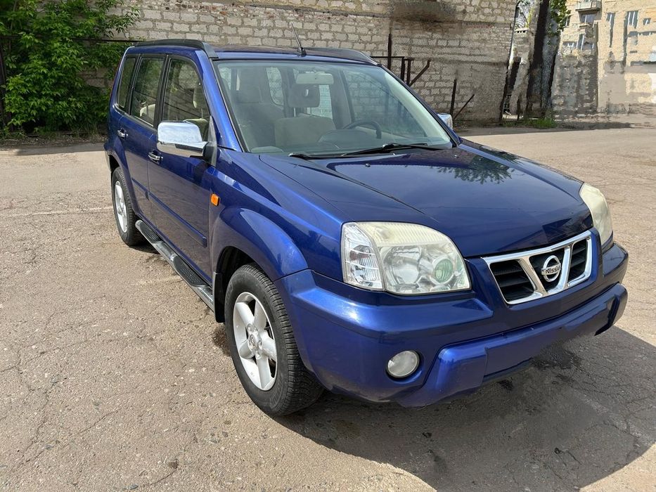 Дуже хороший автомобіль. Підійде як для військових так і для цивільних