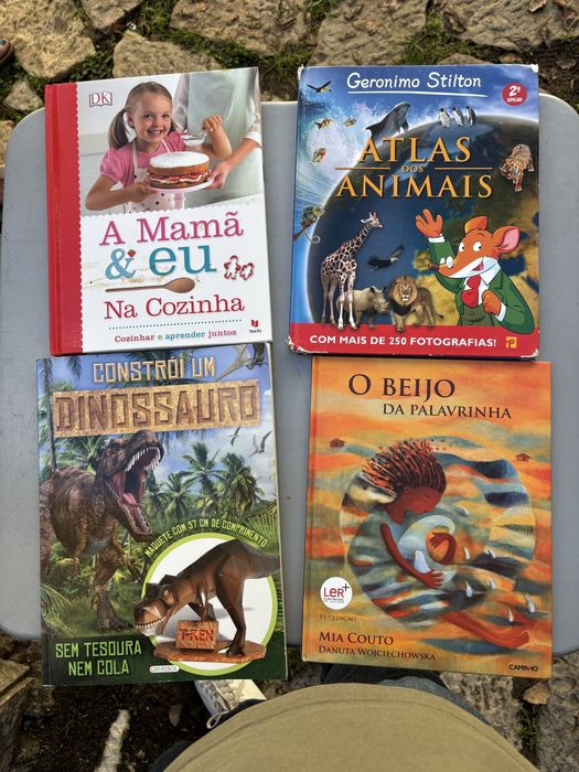 Vendo livros diversos - cada 3€ , tudo 50€