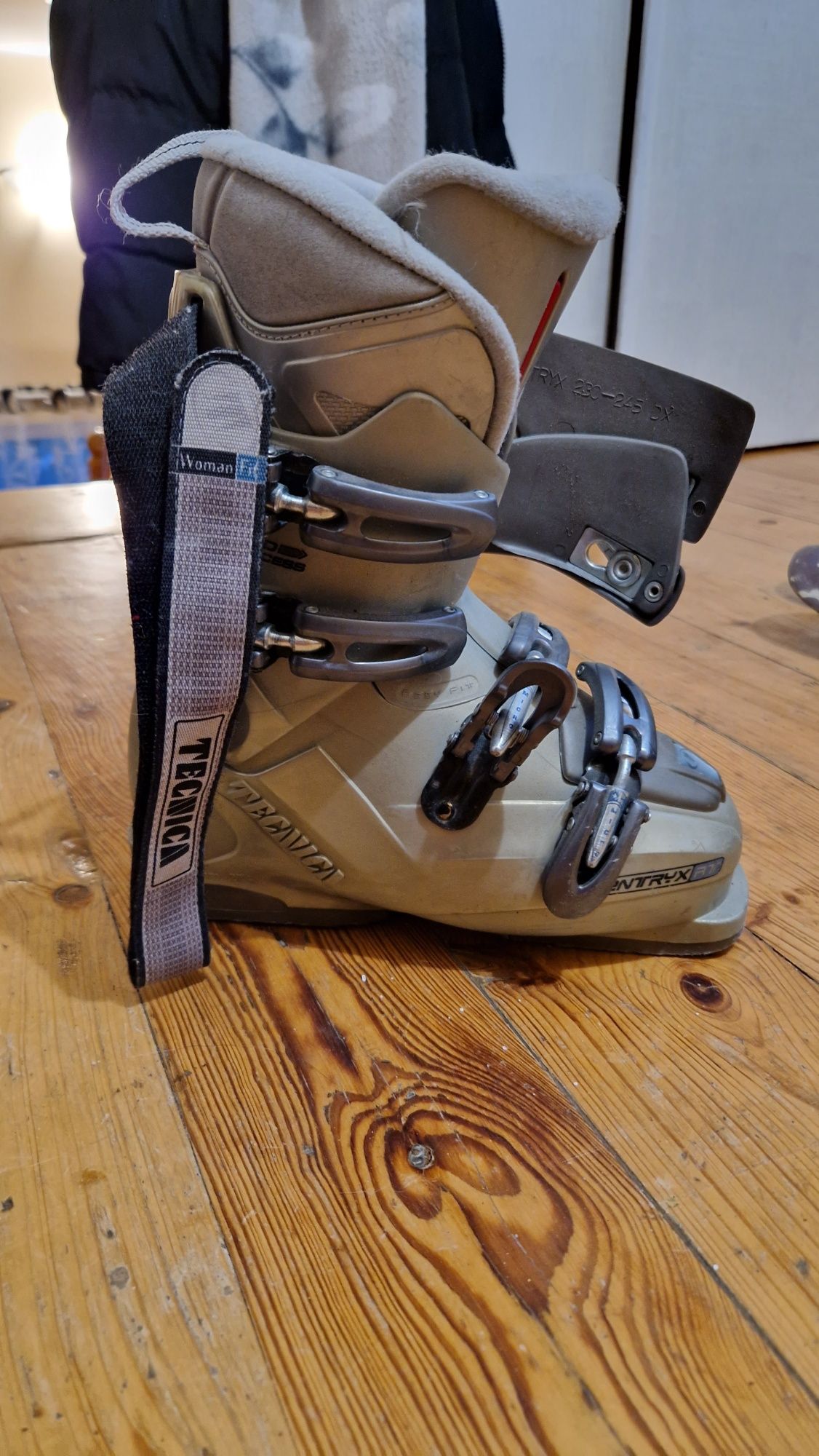 Narty i buty narciarskie dla dzieci l