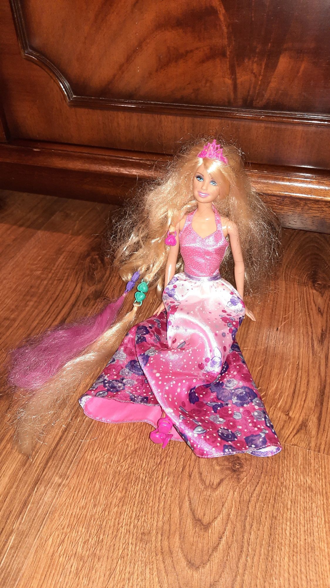 Lalka barbie z doczepianymi włosami