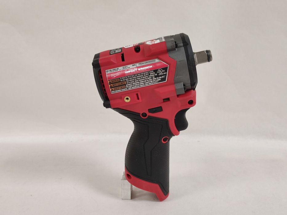 Акумуляторний ударний гайковерт 1/2″ Milwaukee 2563-20 M12 FUEL тушка