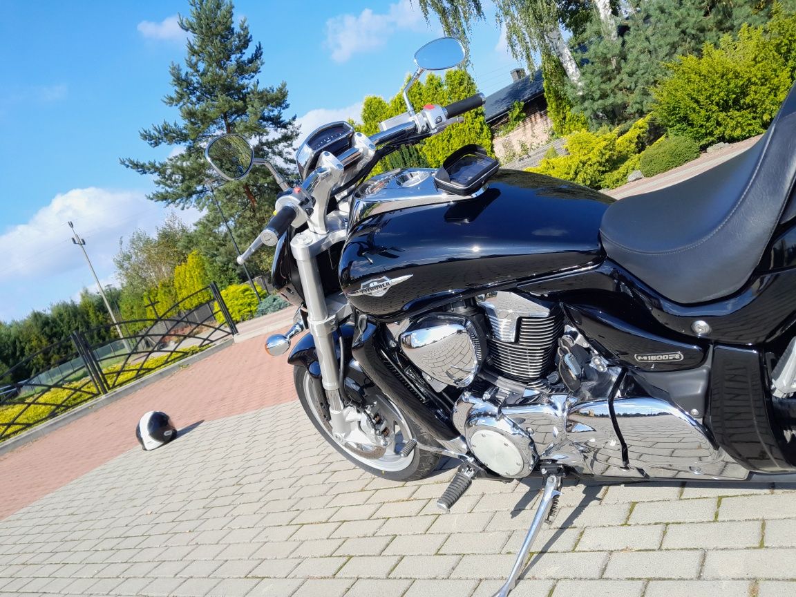 Suzuki intruder 1800 vzr:) krajowy :) trzeci właściciel od nowości:)