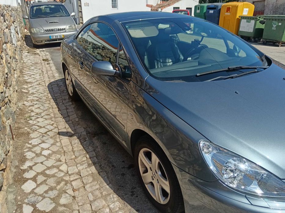 Descapotável estimado capota automática