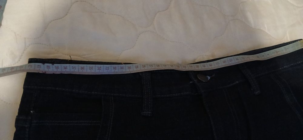 Чоловічі джинси прямі.