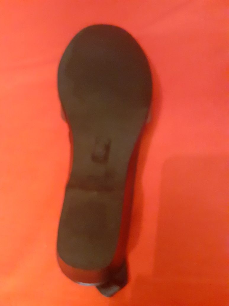 Bardzo  wygodne  buty dla starszej  Pani