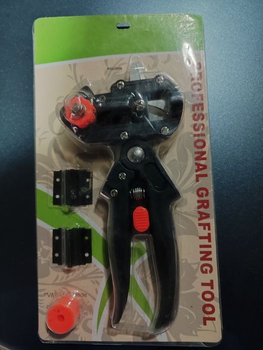 Секатор прививочный