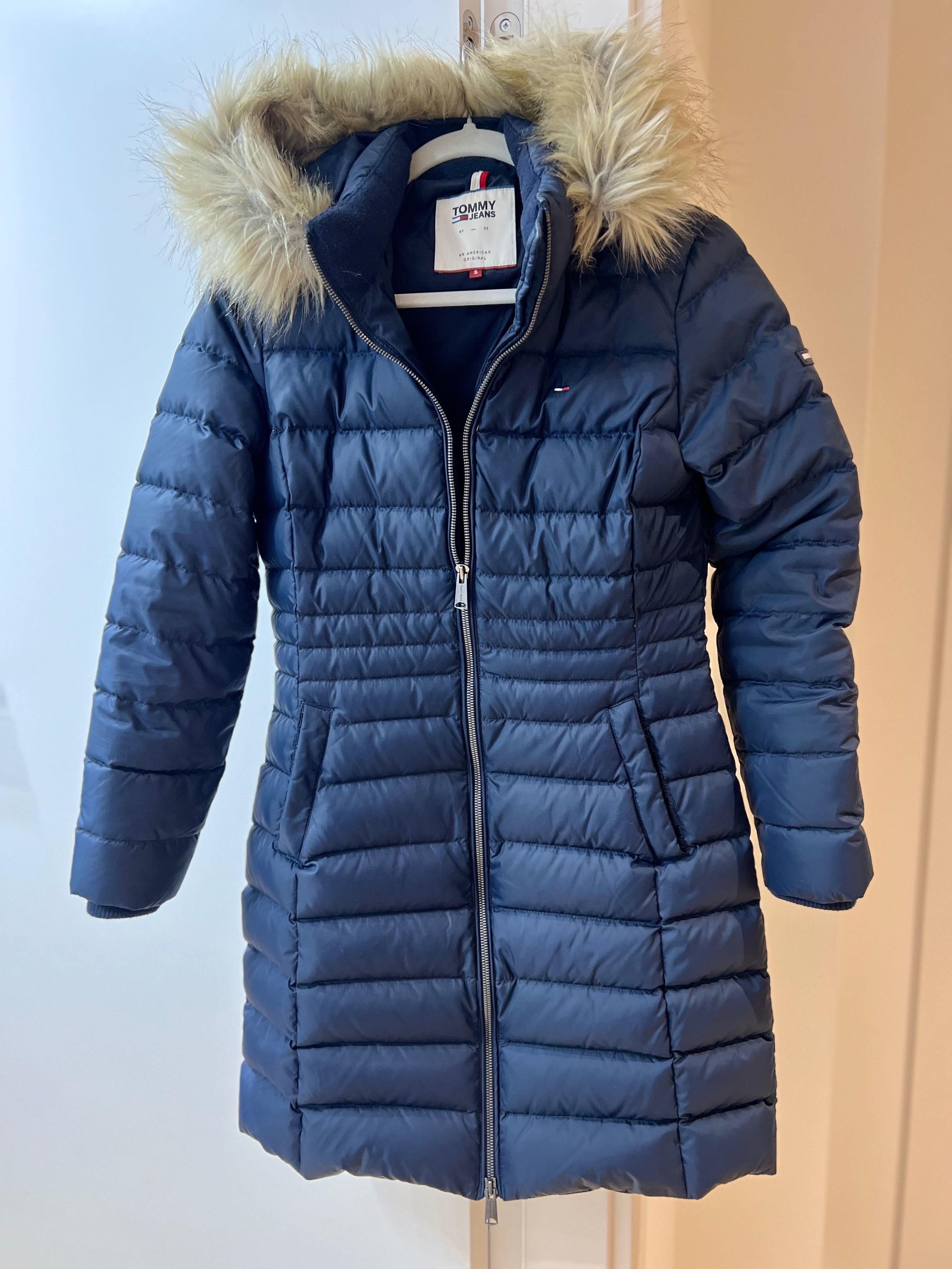 Płaszcz damski puchowy Tommy Hilfiger Essential ED rozm. S