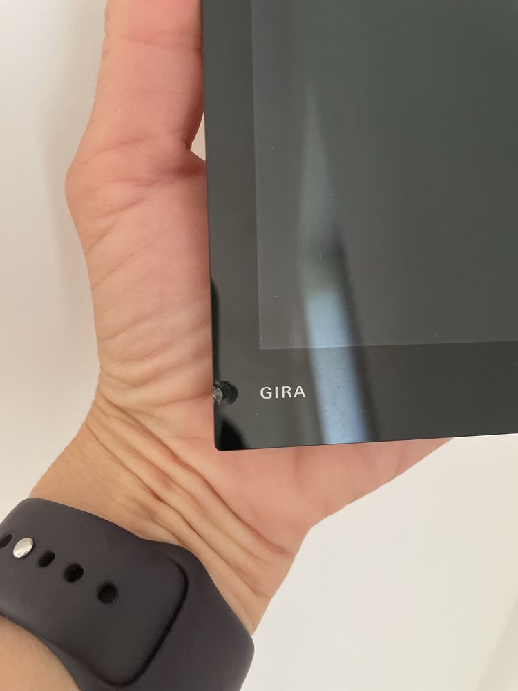 Monitor Gira G1 z demontażu