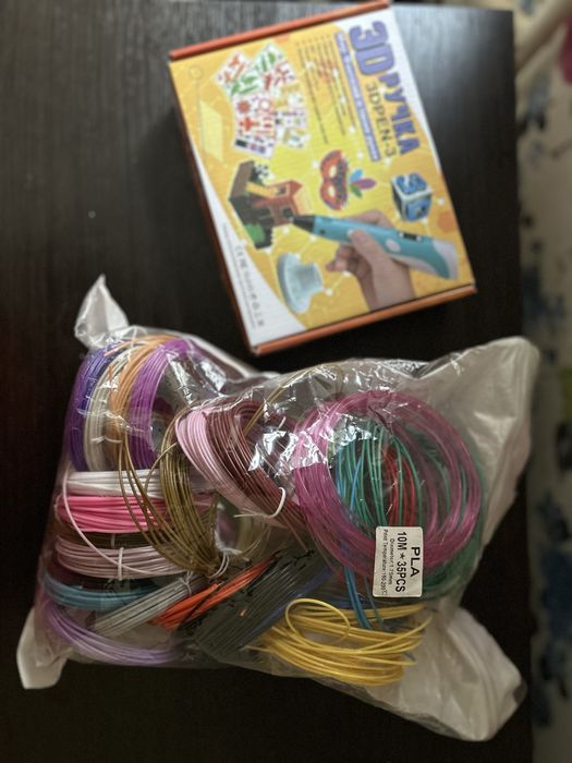 Продам 3 d ручку з пластиком