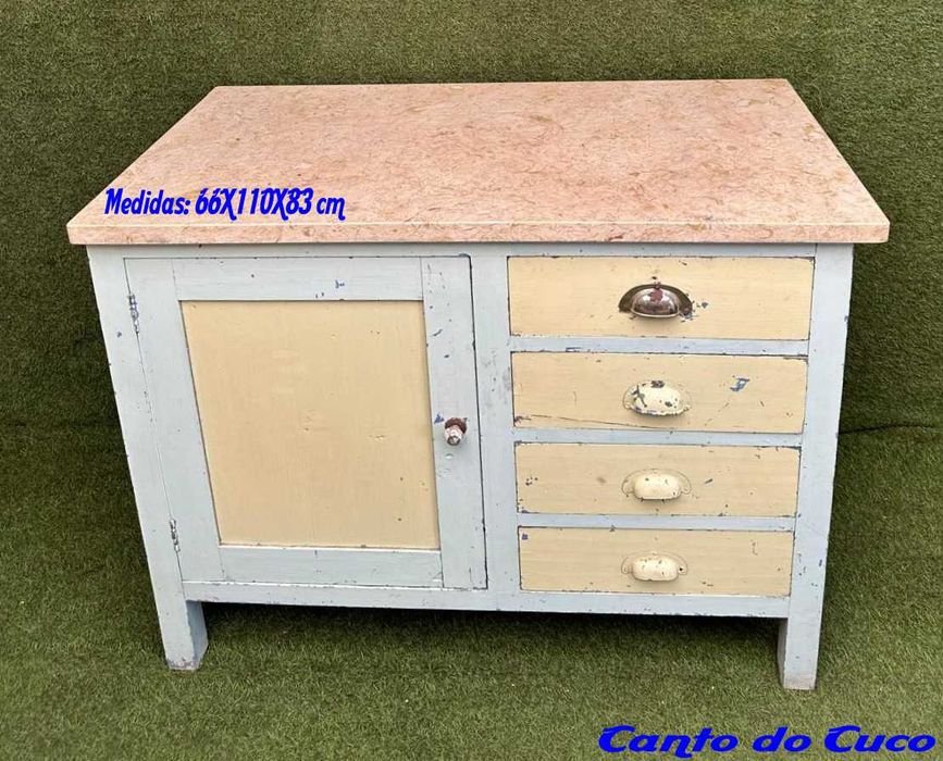 Armario de cozinha, anos 40, tampo em pedra, medidas: 66X110X83 cm