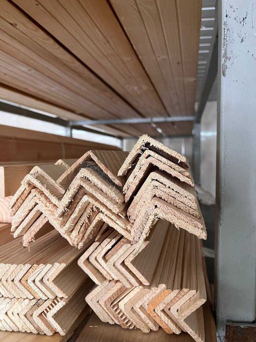 Кутник, притворна планка, уголок, плінтус: дерев'яна фурнітура