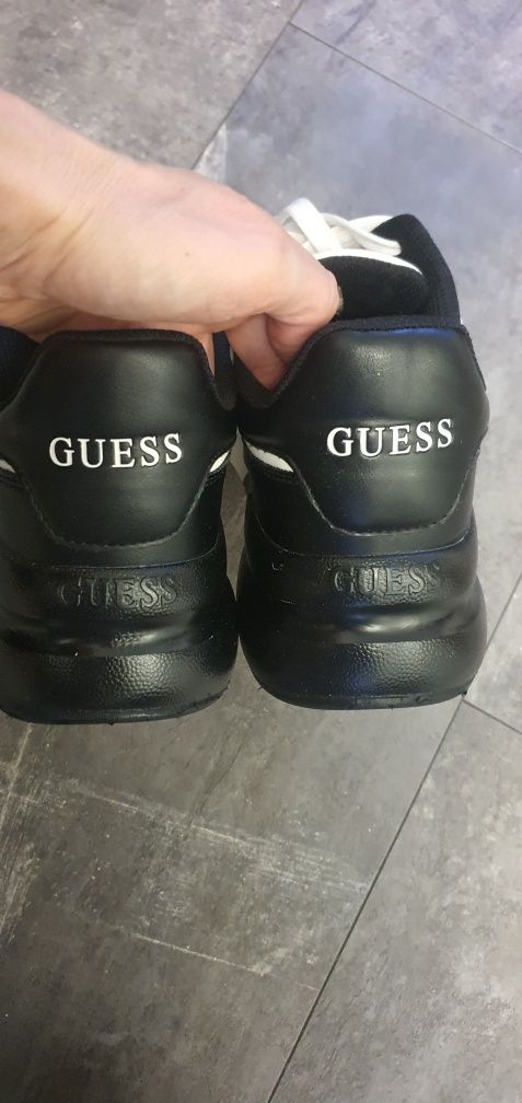 Buty Guess sneakersy