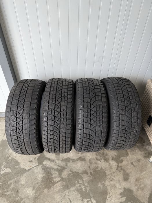 Зимова резина FIREMAX R18 235/55