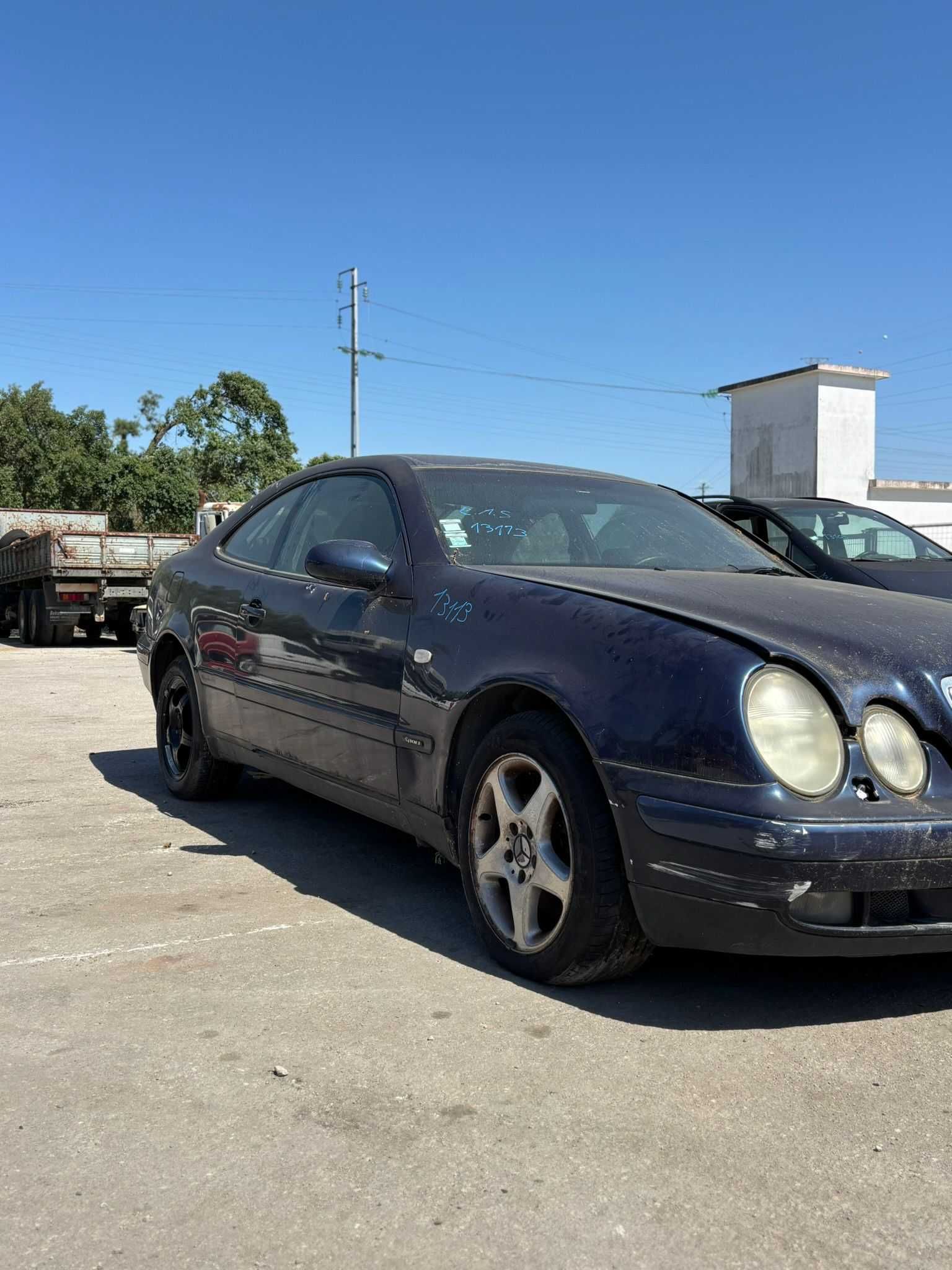 Mercedes CLK C208 para Peças