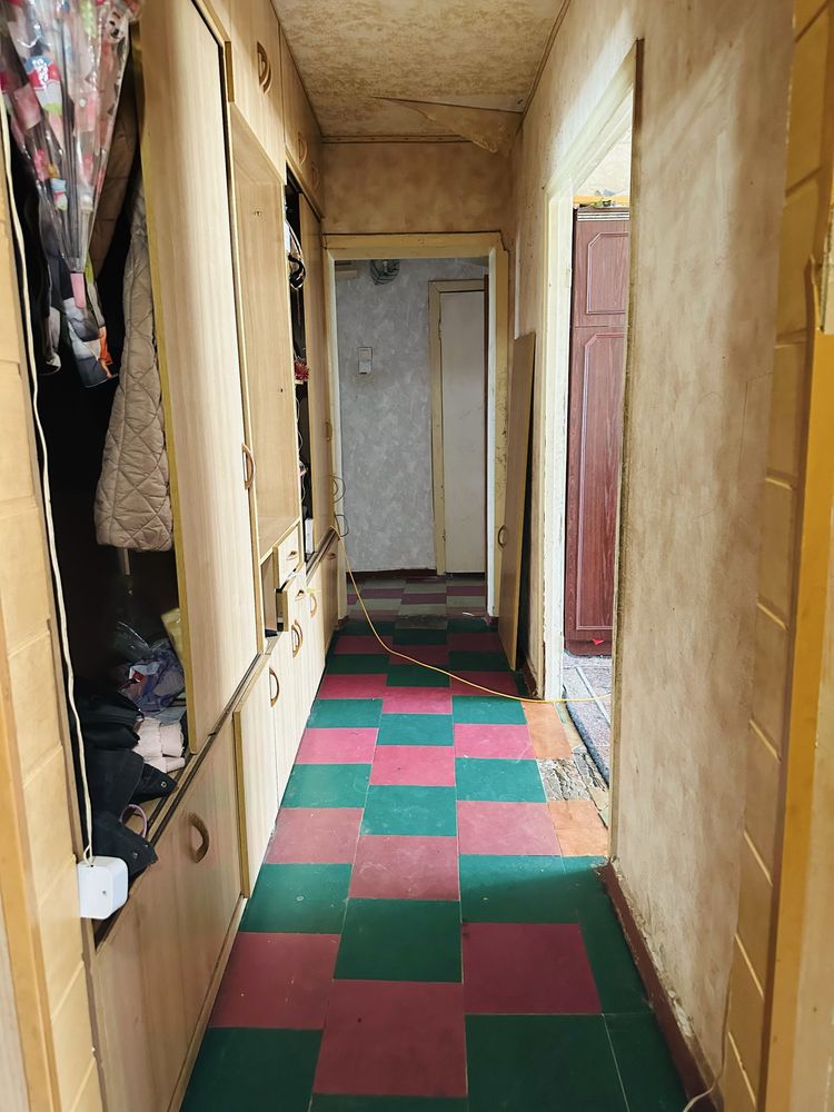 Продам 3х ком кв Л/Б 2 мкр на Бомбе
