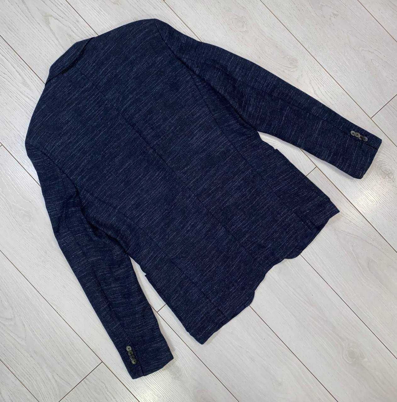 чоловічий шерстяний блейзер піджак Hugo Boss 
розмір 54 / Large