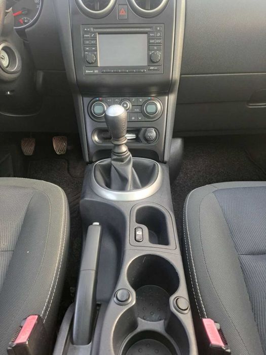 Nissan Qashqai 2 2.0  benzyna 2011 r. Nierówna praca silnika