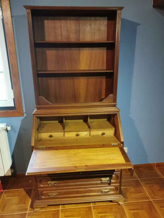 Quarto completo, de uma pessoa, ótimo estado.