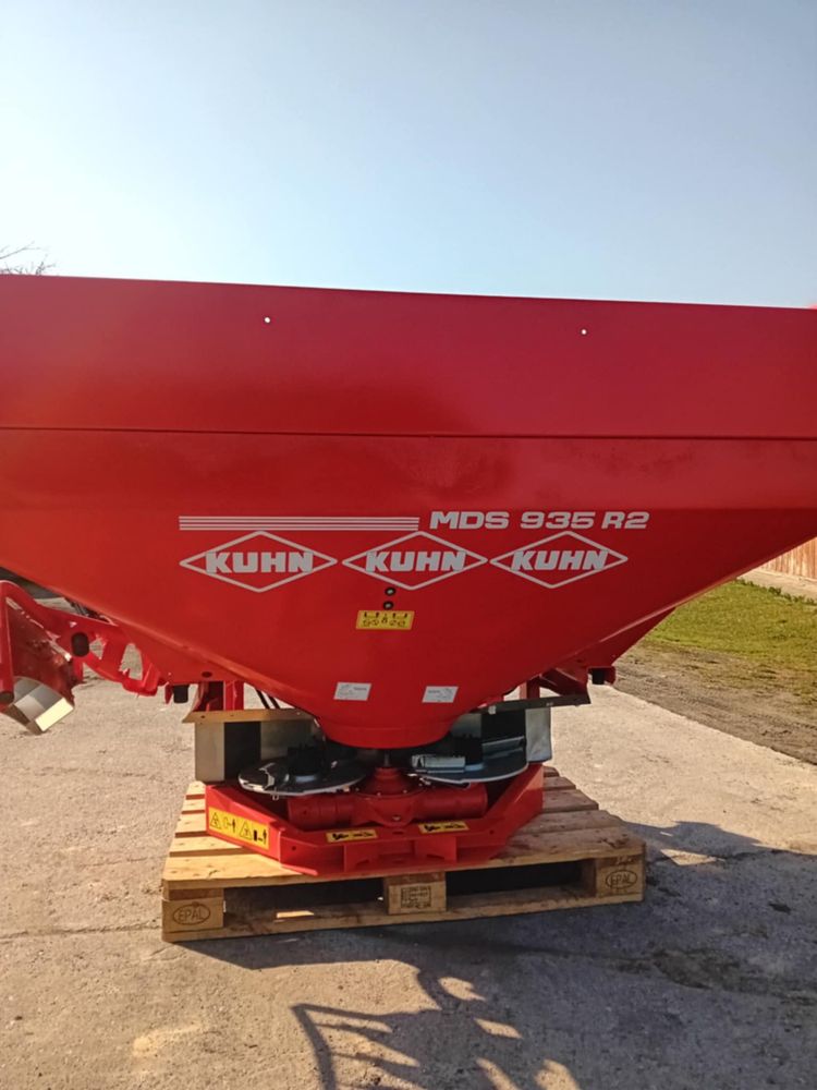 Sprzedam Rozsiewacz Kuhn Mds 935R2 Z limiterem