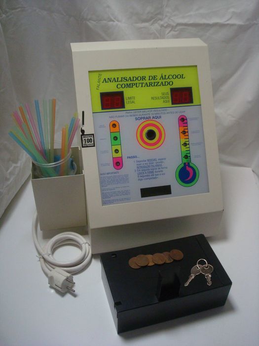 Analisador de Álcool Computarizado (Falante em PT) Retro 70/80´