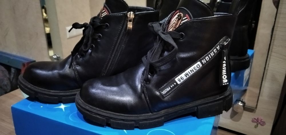 Ботинки для девочки