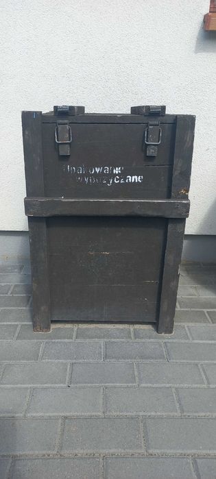 Skrzynia drewniana wojskowa zamykana